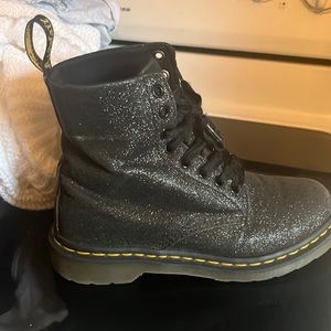 Size 6 Dr. Martens.  Worn a handful of times . In great shape !!